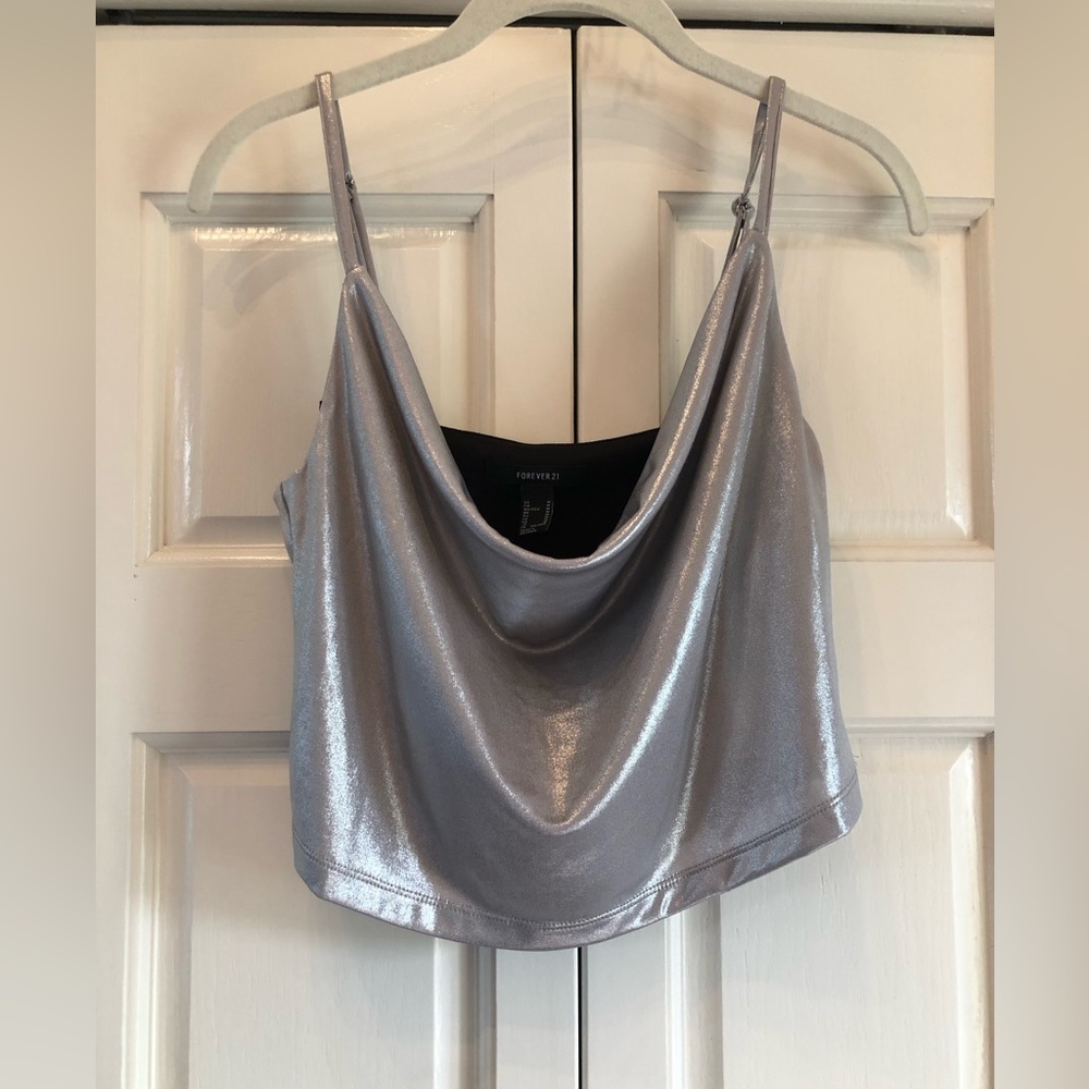 Forever 21 silver crop top with black liner, M